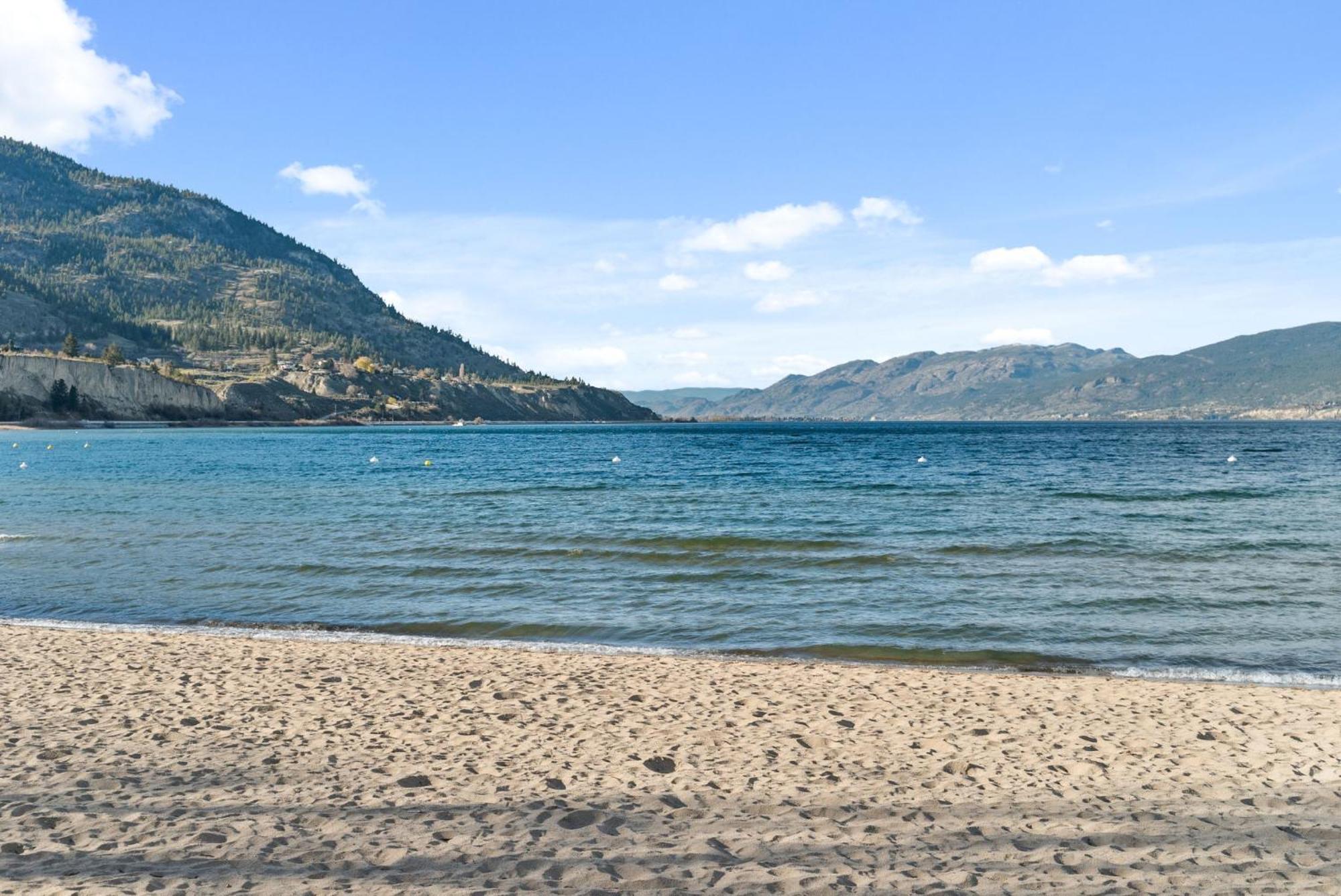 بينتيكتون Okanagan Lakefront Resort المظهر الخارجي الصورة